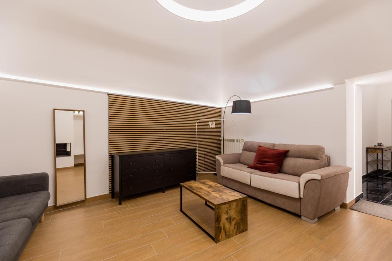 شقة نابولي  في Exclusive Parking Flat X 4 Near Metro 1 Salvator Rosa المظهر الخارجي الصورة